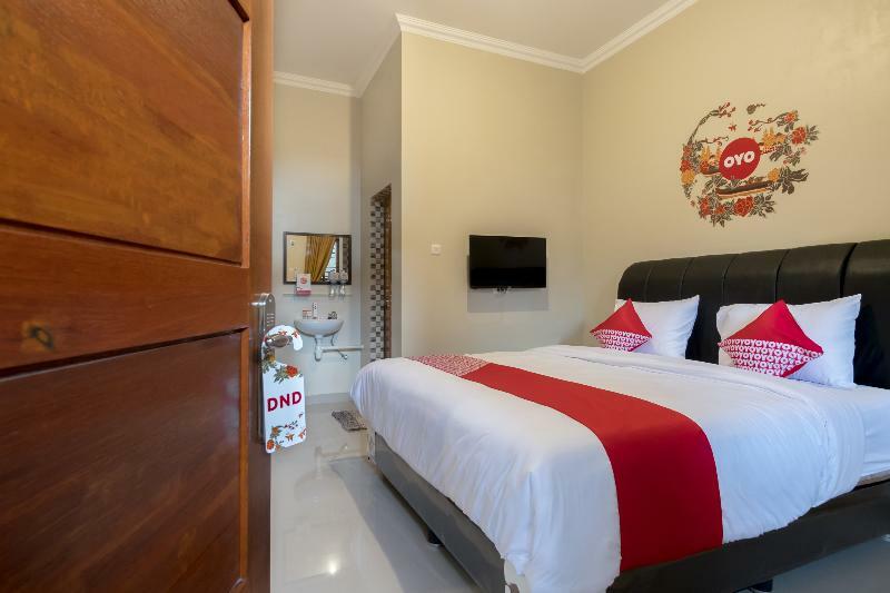 Reddoorz At Joyce Guest House Medan Exteriör bild
